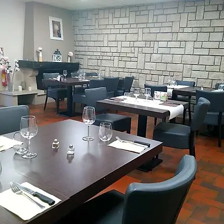 Logis Le Provencal Hotel 2*