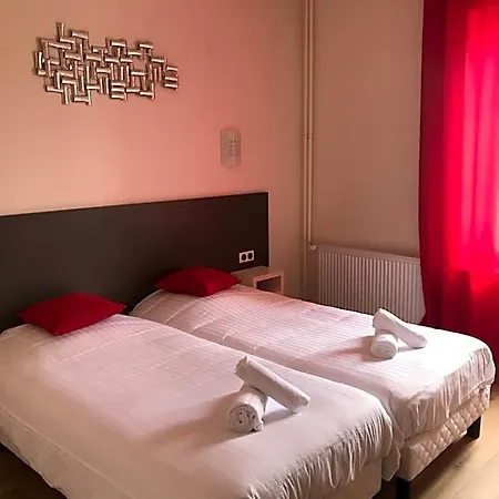 Hotel Logis Le Provencal 2*